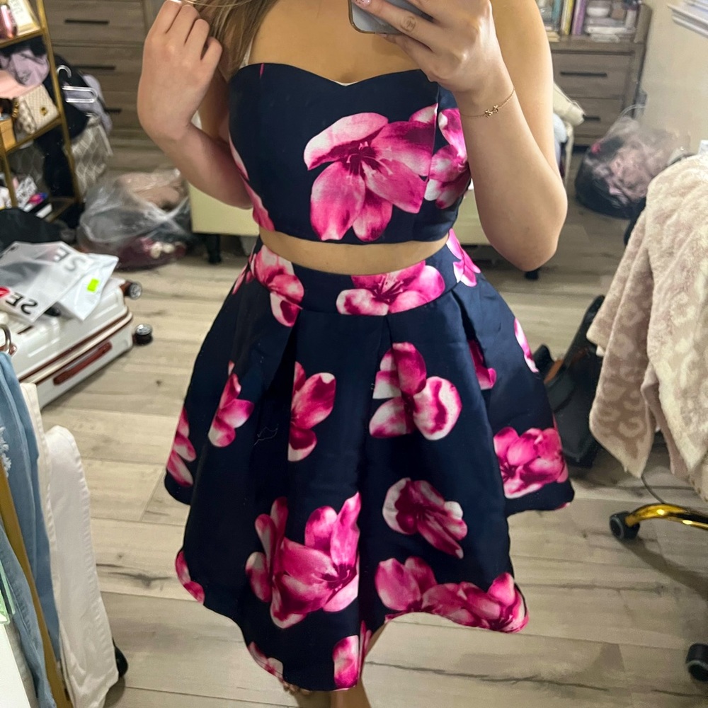 Navy and pink floral set